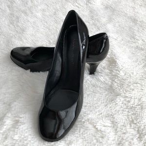 BCBG ENERATION shoes